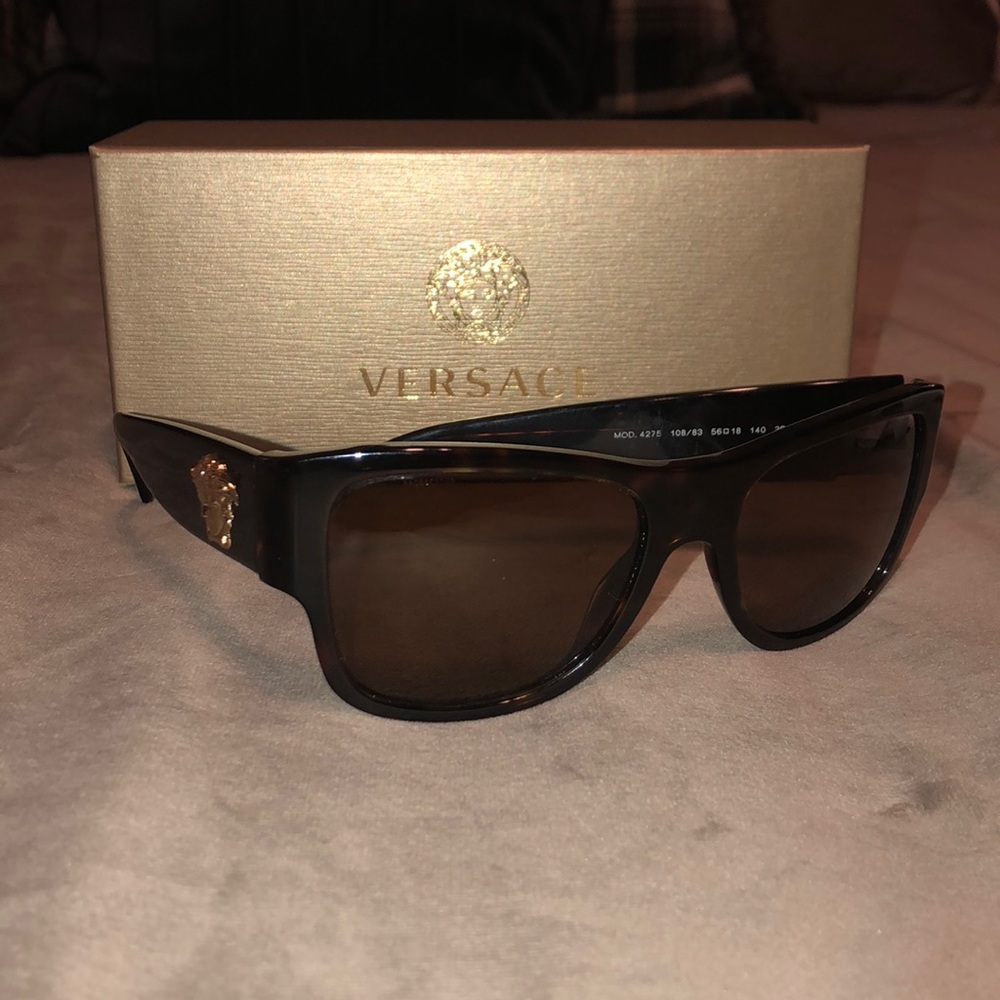 VERSACE sunglasses 😎 / 100% authentic/ polarized